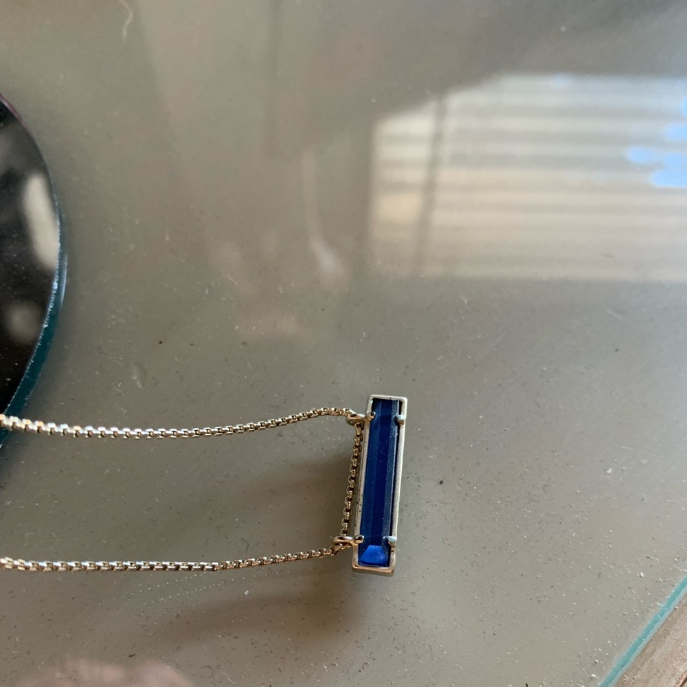 Kendra Scott Blue Leanor Pendant Necklace. *Rare*. Good Condition.